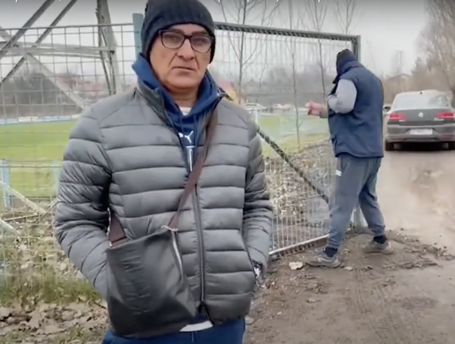 Preparatorul fizic Roberto de Filippis, oprit să intre în baza Academicii Clinceni Chirilă rupe tăcerea după despărțirea cu „interlopi” și amenințări de la Clinceni + explicații pentru carafele de vin, trabucuri și copete lipsă