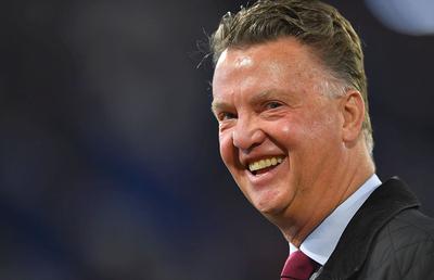 Veste bună anunțată de Louis Van Gaal » Antrenorul a învins cancerul