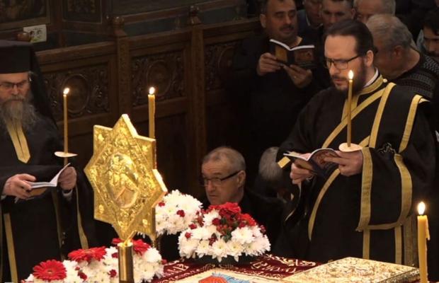 Gigi Becali și Alexandru Tudor, imagini inedite de la Denia Prohodului din Vinerea Mare