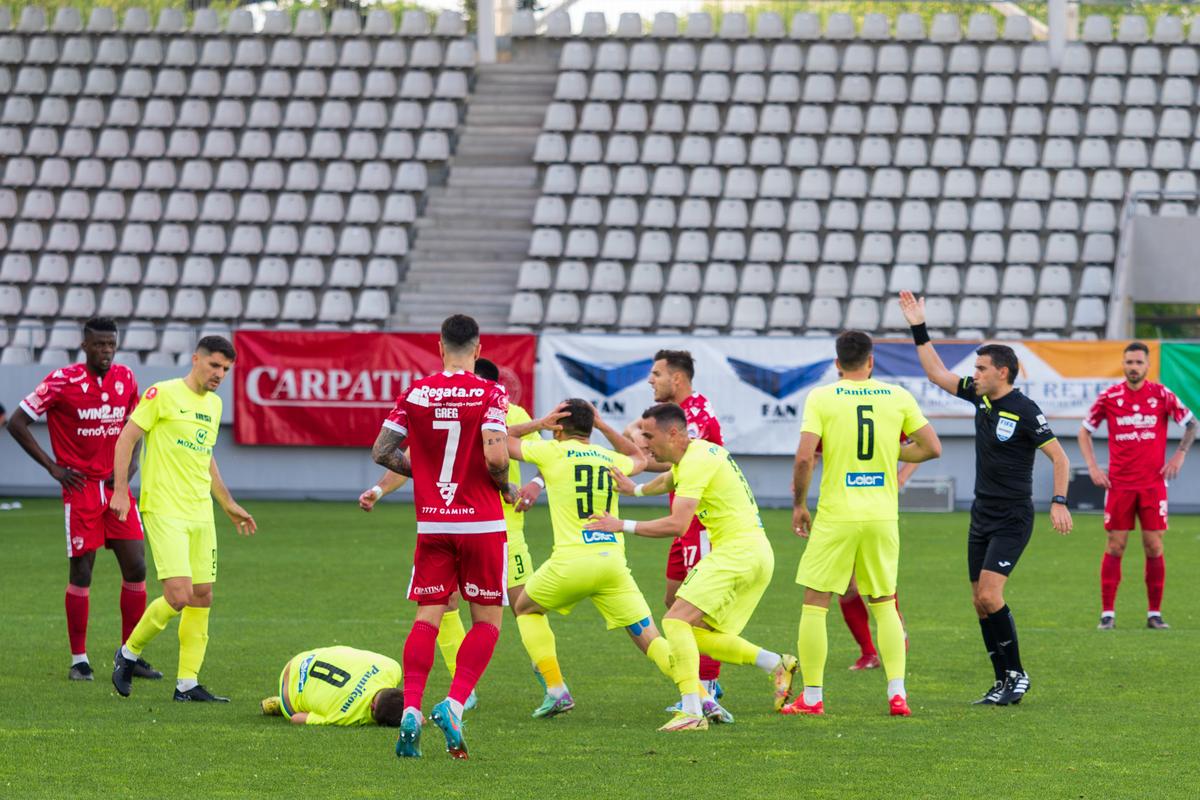 Legătura specială dintre Luca Mihai, jucătorul accidentat grav de Homawoo, și Dinamo