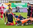 Medicii îi acordă primul ajutor lui Luca Mihai Foto: Ionuț Iordache (gsp.ro)