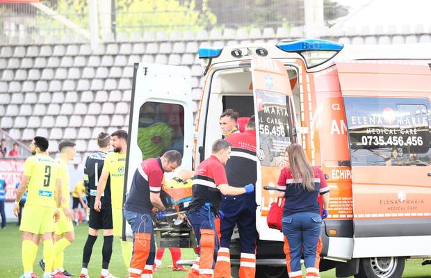 De asta l-a cauționat Ovidiu Hațegan pe Homawoo! Ce a scris arbitrul în raportul de joc, despre faultul din Dinamo - Poli Iași