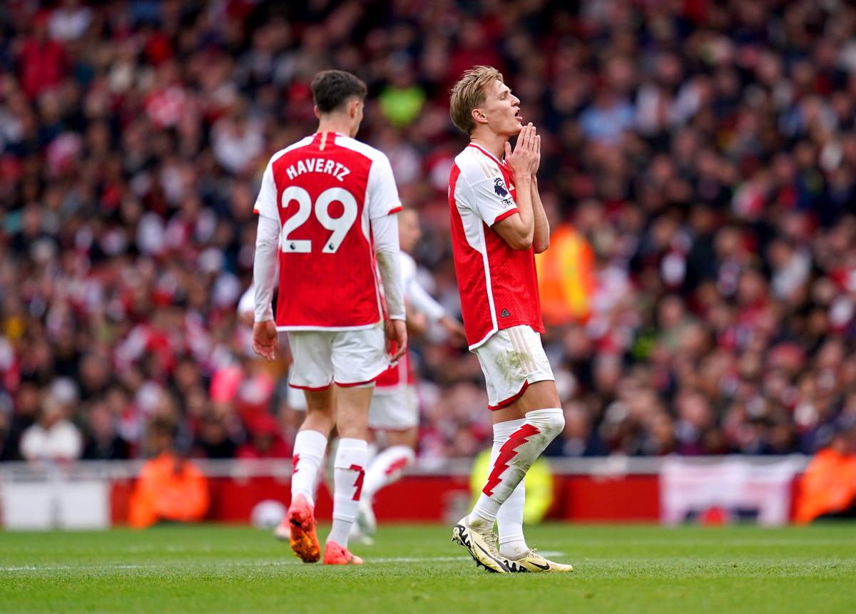 Manchester City, cu poarta goală spre titlu » Arsenal a pierdut cu Villa lui Emery! Cum arată ACUM clasamentul din Premier League