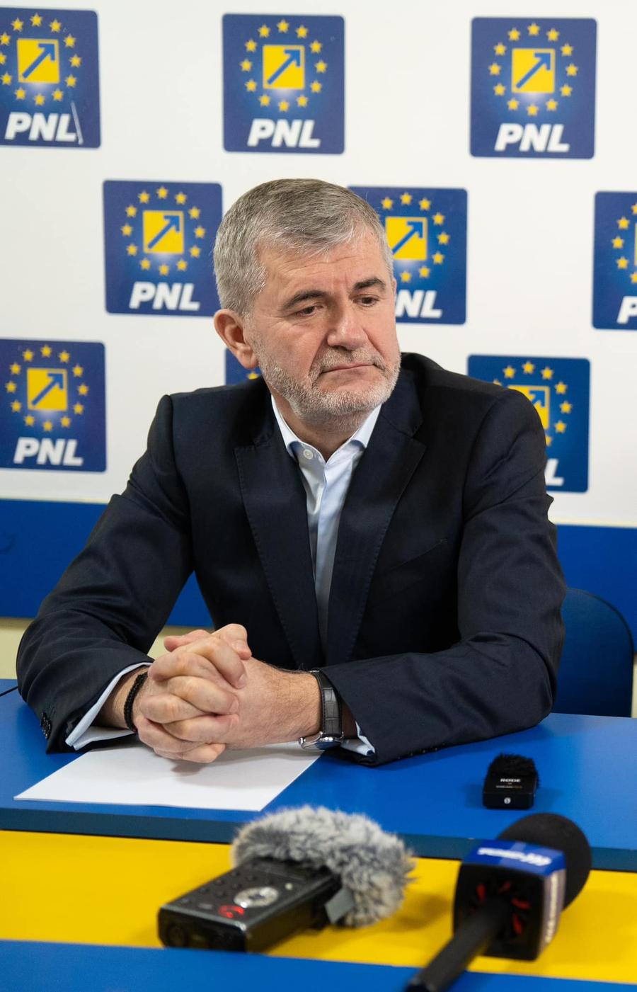 Superliga peneliștilor