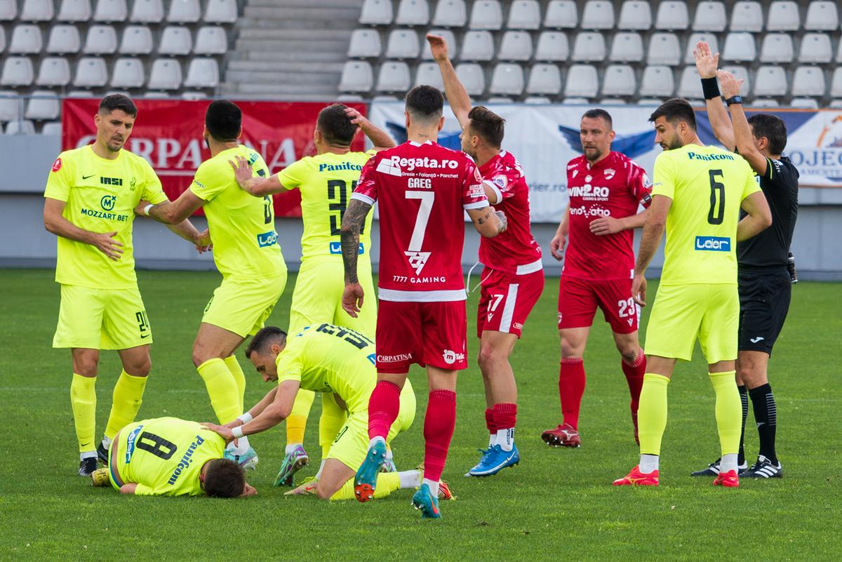 Legătura specială dintre Luca Mihai, jucătorul accidentat grav de Homawoo, și Dinamo
