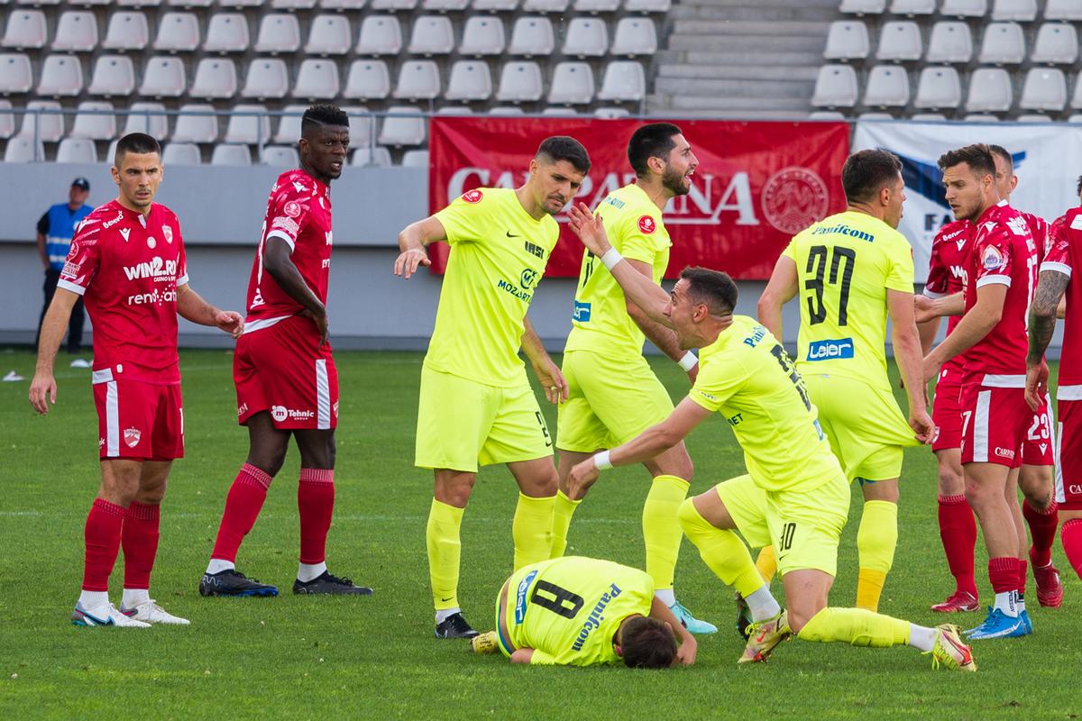 Legătura specială dintre Luca Mihai, jucătorul accidentat grav de Homawoo, și Dinamo