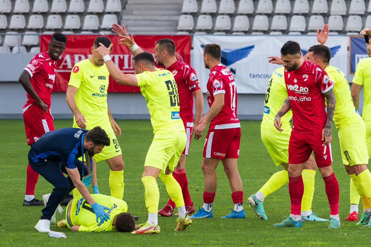 Legătura specială dintre Luca Mihai, jucătorul accidentat grav de Homawoo, și Dinamo