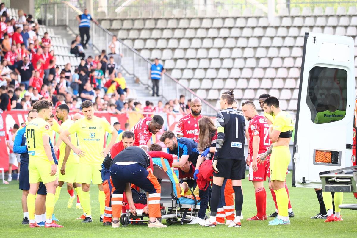 Luca Mihai, accidentat grav în Dinamo - Poli Iași