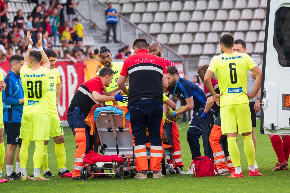 Legătura specială dintre Luca Mihai, jucătorul accidentat grav de Homawoo, și Dinamo