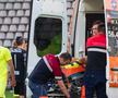 Luca Mihai e urcat în ambulanță având mască de oxigen la gură Foto: Ionuț Iordache (gsp.ro)