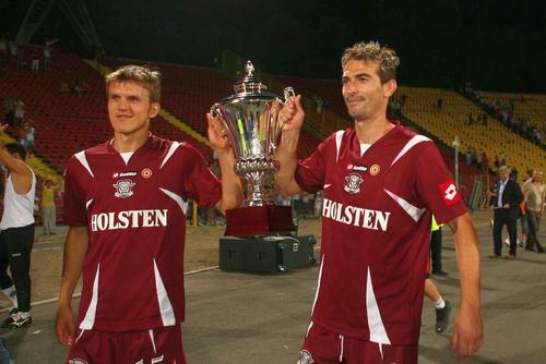 Costin Lazăr (stânga)