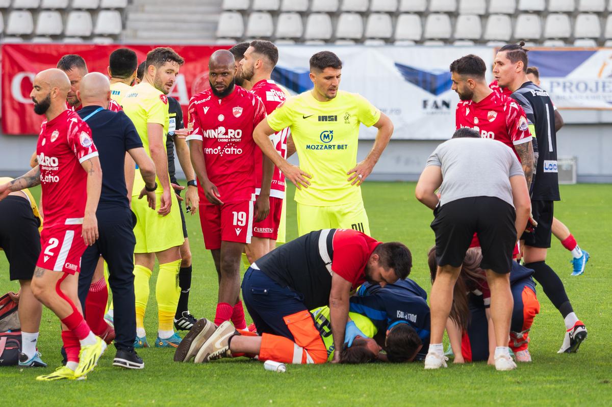 Luca Mihai, accidentare în Dinamo - Poli Iași 1-0