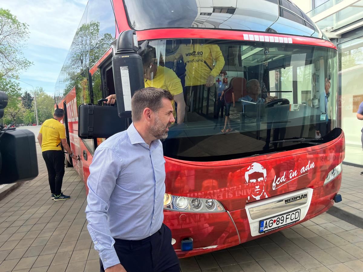 Imagini înainte de Dinamo - Poli Iași