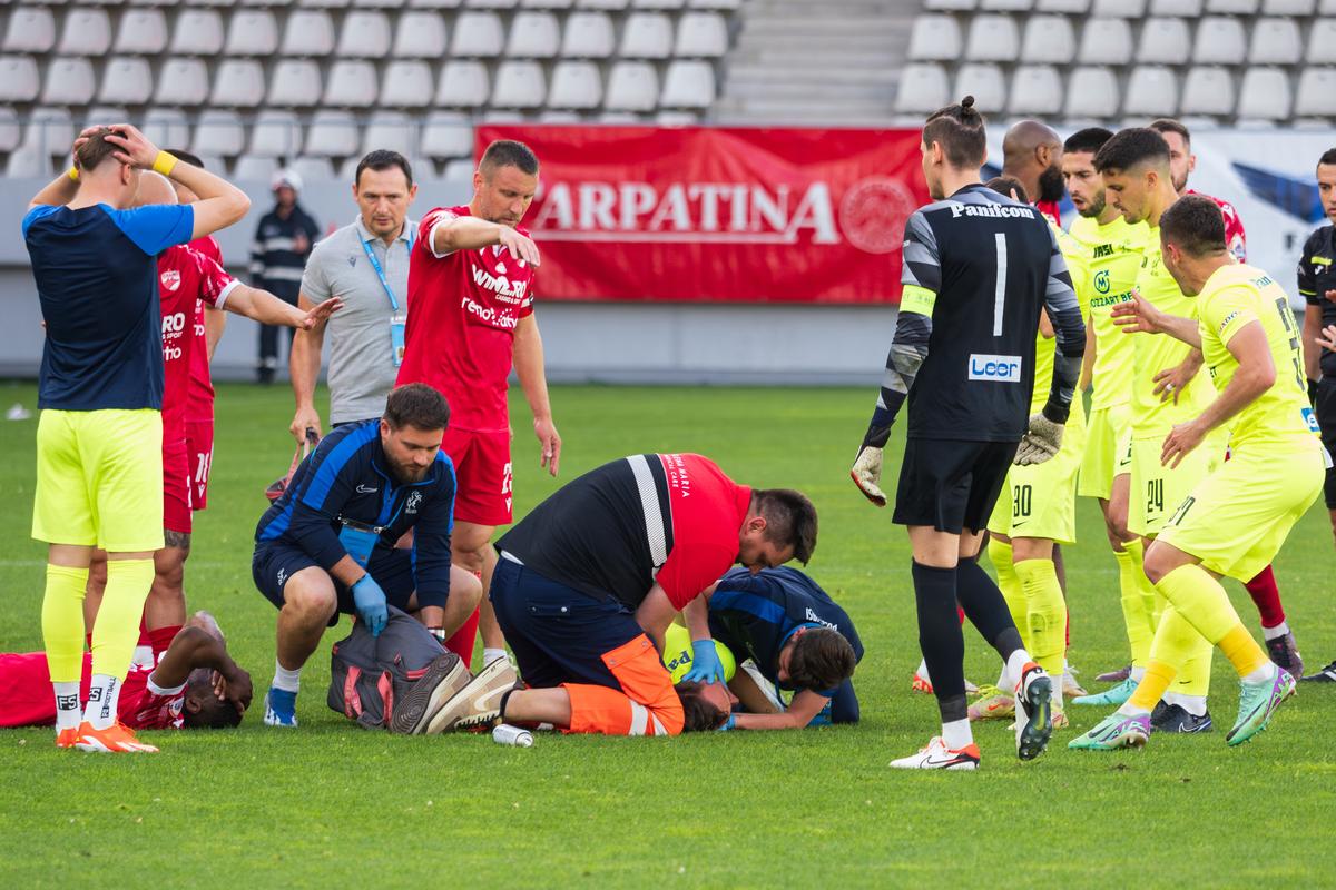 Luca Mihai, accidentare în Dinamo - Poli Iași 1-0