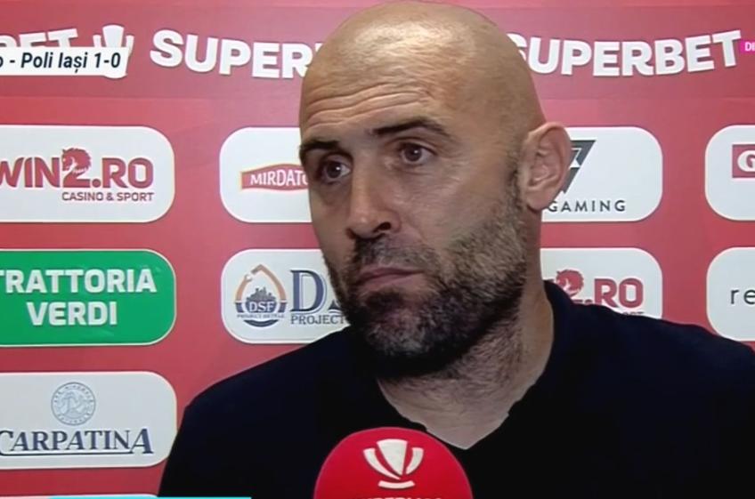 Dinamo - Poli Iași 1-0. Tony, antrenorul ieșenilor, a răbufnit la interviul de la finalul meciului, vizibil afectat de greșeala de arbitraj a lui Ovidiu Hațegan, din prima repriză, când nu l-a eliminat pe Homawoo.