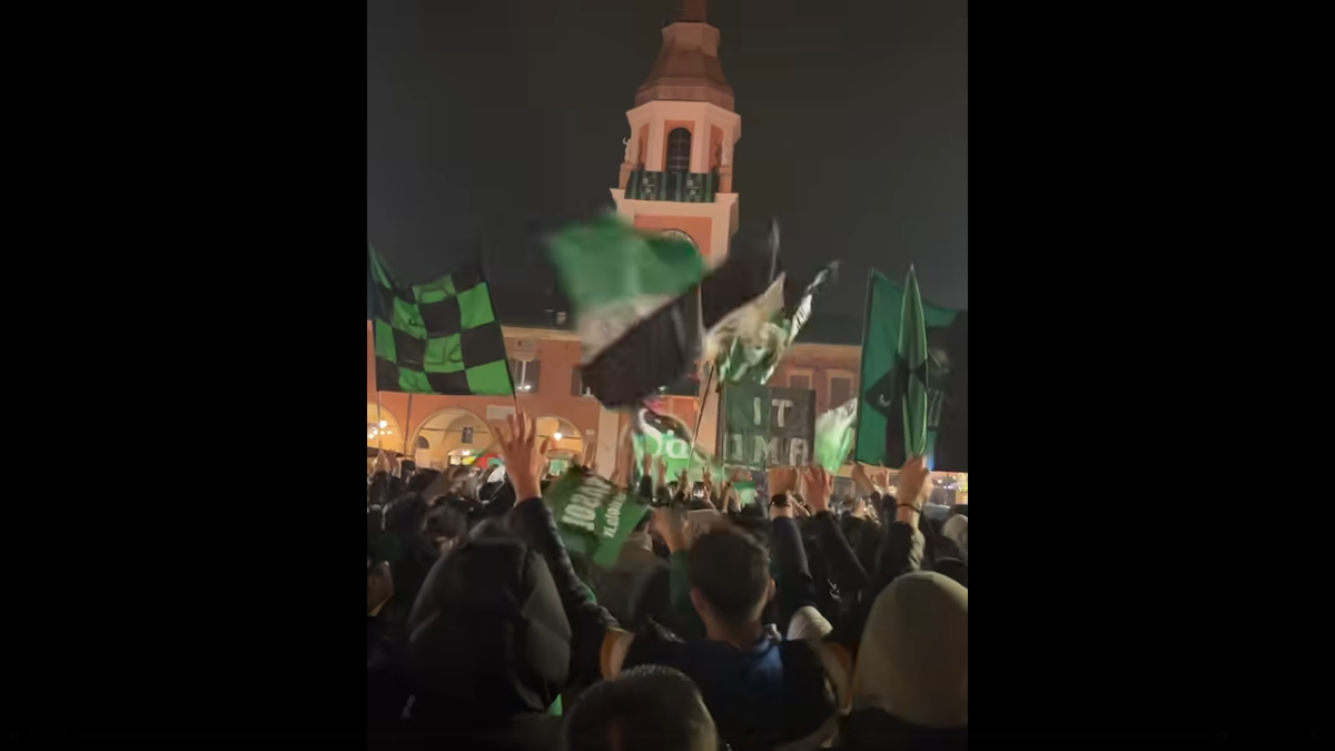 Sărbătoarea fanilor lui Sassuolo după promovarea în Serie A