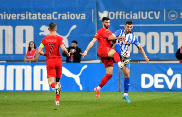 Adrian Ilie a râs de un jucător din Universitatea Craiova - FCSB: „Foarte slab!”