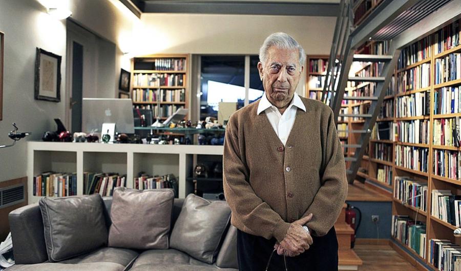 Mario Vargas Llosa în ianuarie 2023, în reședința din Madrid Foto: Imago Images Vargas Llosa, rătăcirile unice ale unui scriitor nesăbuit
