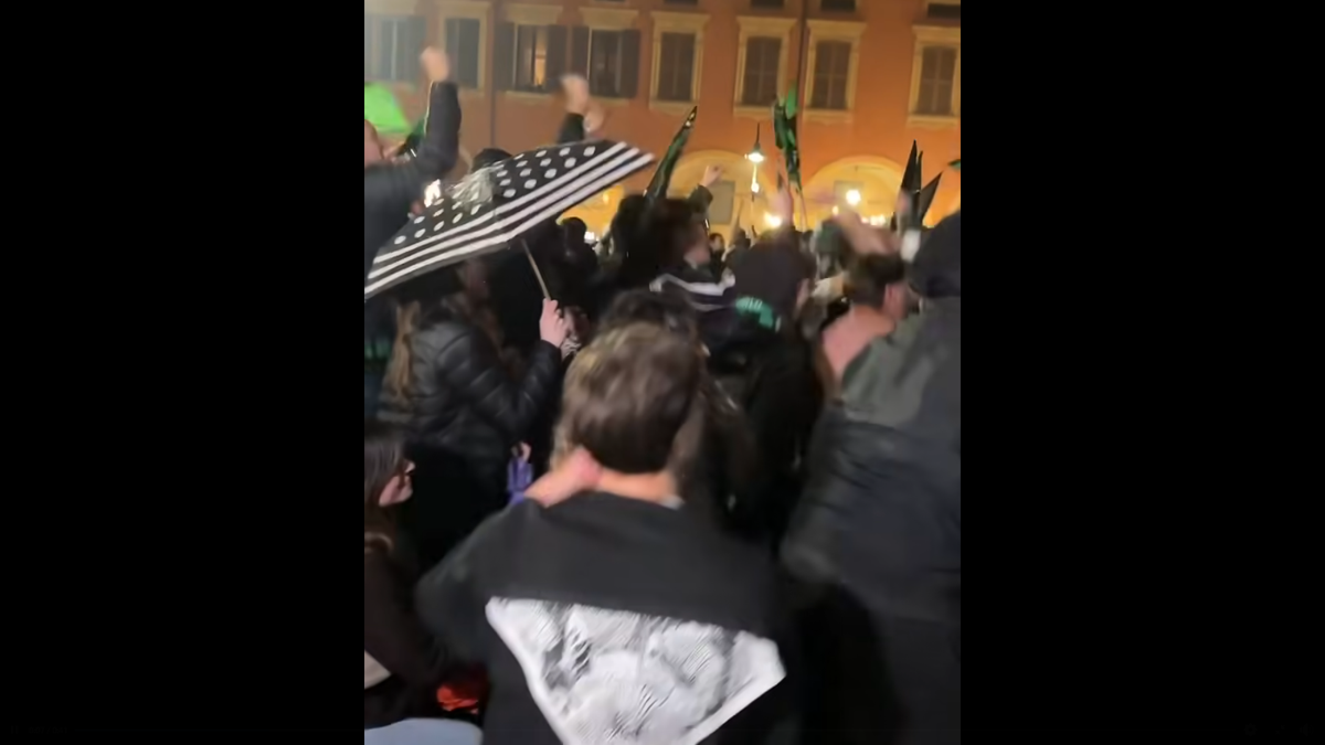 Sărbătoarea fanilor lui Sassuolo după promovarea în Serie A