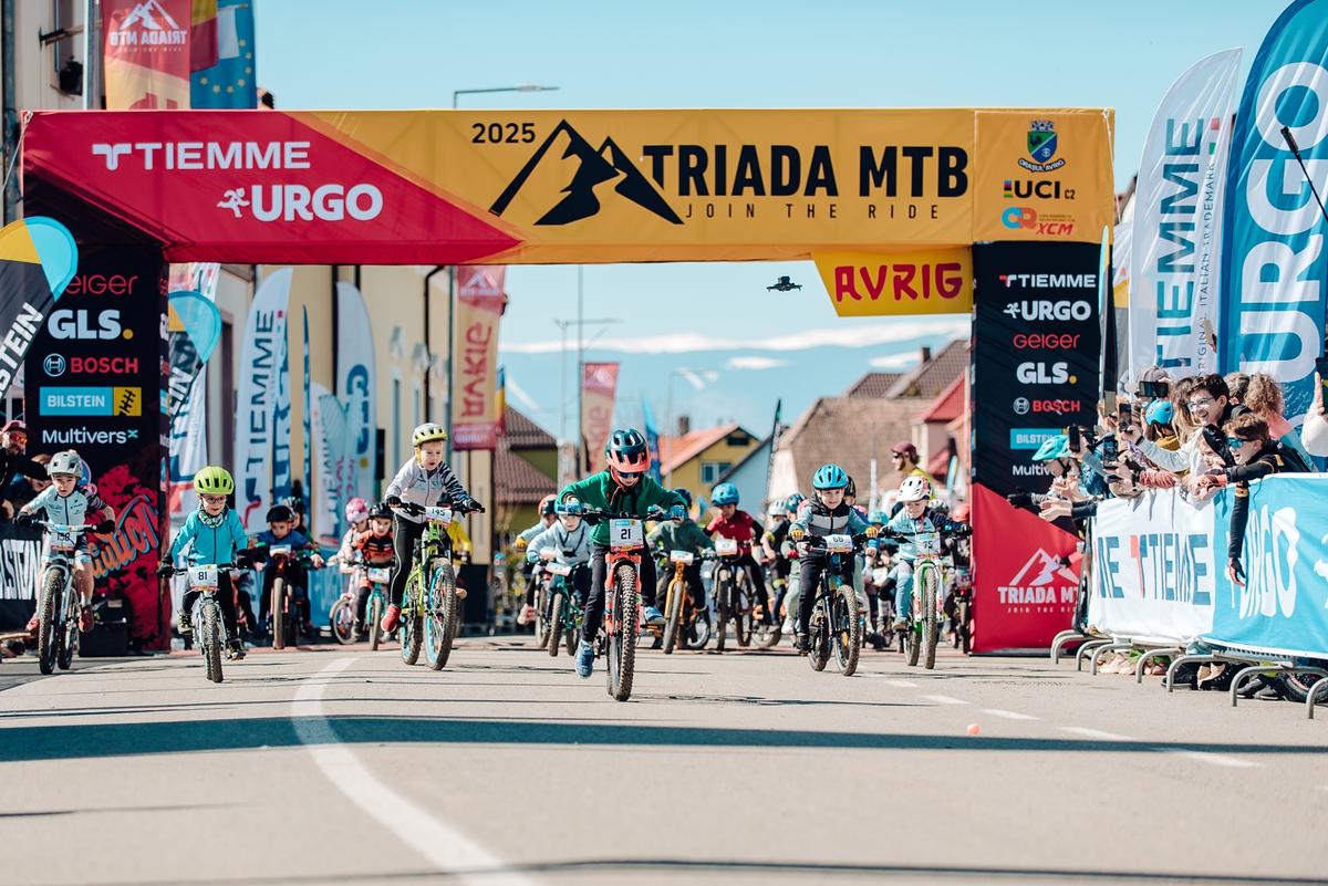 Start spectaculos de sezon în mountain bike-ul românesc: imagini memorabile de la Triada MTB Avrig 2025