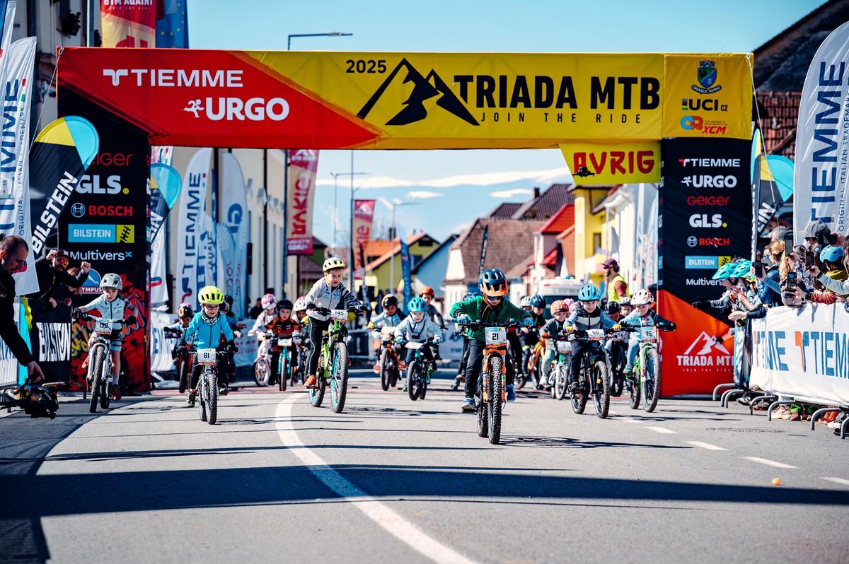 Start spectaculos de sezon în mountain bike-ul românesc: imagini memorabile de la Triada MTB Avrig 2025