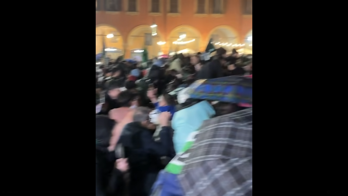 Sărbătoarea fanilor lui Sassuolo după promovarea în Serie A