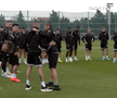 Emoție pură » Imagini de la antrenamentul lui Răzvan Lucescu: cum l-au primit fotbaliștii lui PAOK