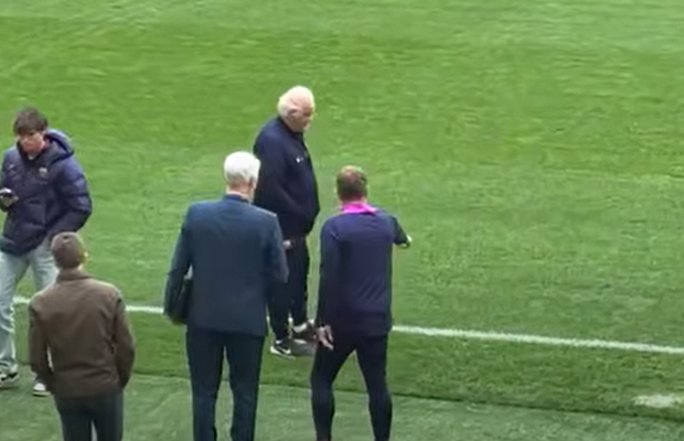 Problema găsită de Hansi Flick la gazonul de pe Metropolitano, înaintea returului cu Atletico Madrid