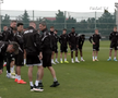 Emoție pură » Imagini de la antrenamentul lui Răzvan Lucescu: cum l-au primit fotbaliștii lui PAOK