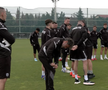 Emoție pură » Imagini de la antrenamentul lui Răzvan Lucescu: cum l-au primit fotbaliștii lui PAOK