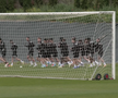Emoție pură » Imagini de la antrenamentul lui Răzvan Lucescu: cum l-au primit fotbaliștii lui PAOK