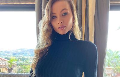 FOTO Îmbie la visare » Superba Natalie Hadek e pasionată de fitness și face furori în costumele de baie
