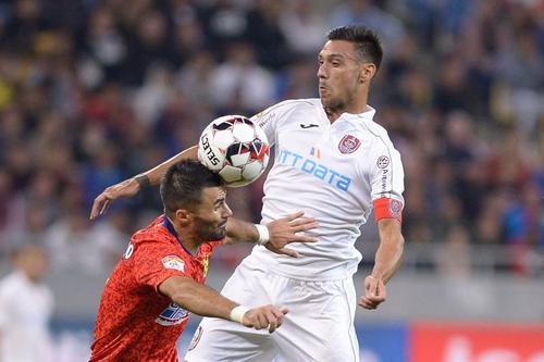 FCSB sau CFR trebuie să câștige titlul sau să mai vândă un jucător ca să-și asigure venituri semnificative în perioada următoare.