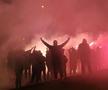 FC U Craiova 1948 a promovat matematic în Liga 1. Fanii din Peluza Sud au creat o atmosferă senzațională pe străzile din Bănie.