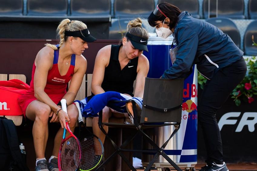 Simona Halep s-a accidentat în timpul partidei cu Kerber de la Roma. FOTO: Jimmie48 Tennis Photography