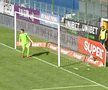 Autogol de la 20 de metri în Clinceni - Botoșani! Fază de cascadorii râsului