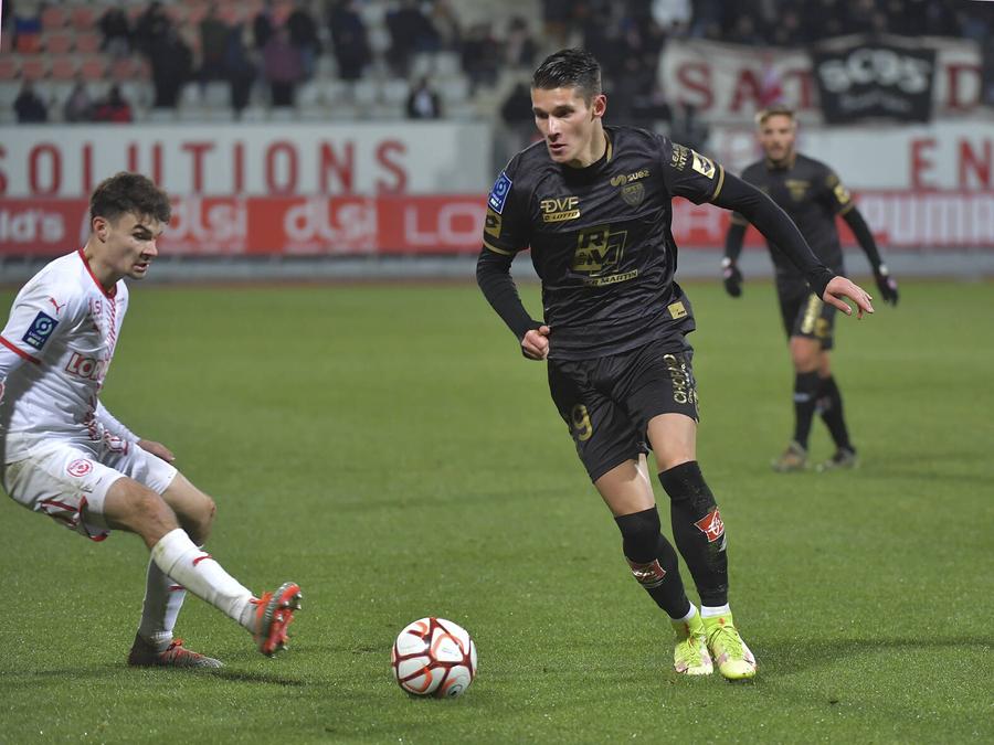 Alex Dobre (în negru) // FOTO: Imago Portretul făcut de italieni lui Daniel Boloca, surpriza selecționerului + De ce l-a refuzat pe Hagi