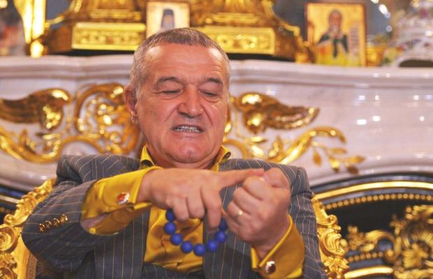 Becali spune că a fost trădat de finul său: „Voluntari a luat 3.000€ de la CFR!” » Pandele a intrat în direct: „Să se facă anchetă de urgență!”