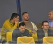 Fanii îi poartă spre titlu! FCSB o învinge pe CFR Cluj și e la un singur punct de primul loc » Calcule pentru titlu + clasamentul ACUM