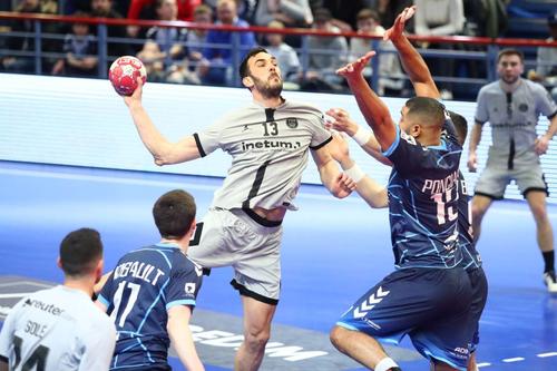 Petar Nenadic într-un meci al actualei sale echipe, PSG Foto Imago