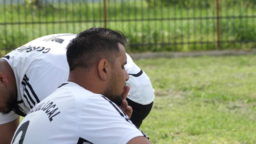 O țigară înaintea meciului nu e interzisă la Liga 5 Mită pentru arbitri la Frumușani și un KO neașteptat! „Li s-a făcut milă, ne-au dat banii înapoi” vs „Voi nu câștigați nici dacă plătim brigada!”