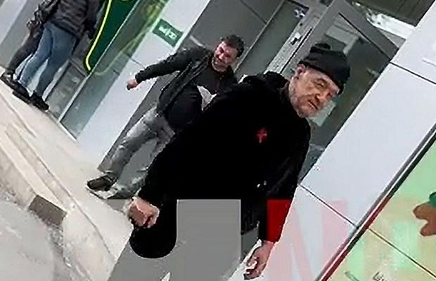 Cum a fost surprins Gigi Becali înaintea derby-ului cu CFR Cluj » A ieșit cu sacoșa de rafie din bancă, însoțit de Luțu