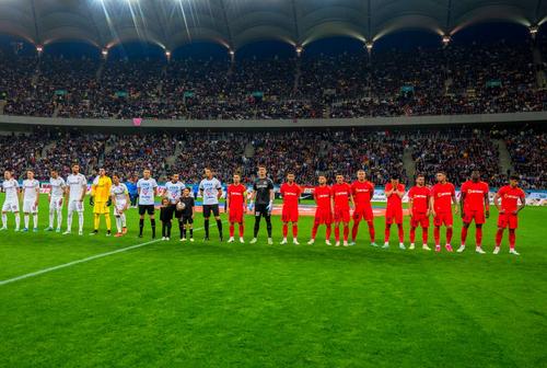 Arena Națională a găzduit 42.439 de spectatori la derby-ul dintre FCSB - CFR Cluj, un nou record al sezonului în fotbalul românesc.