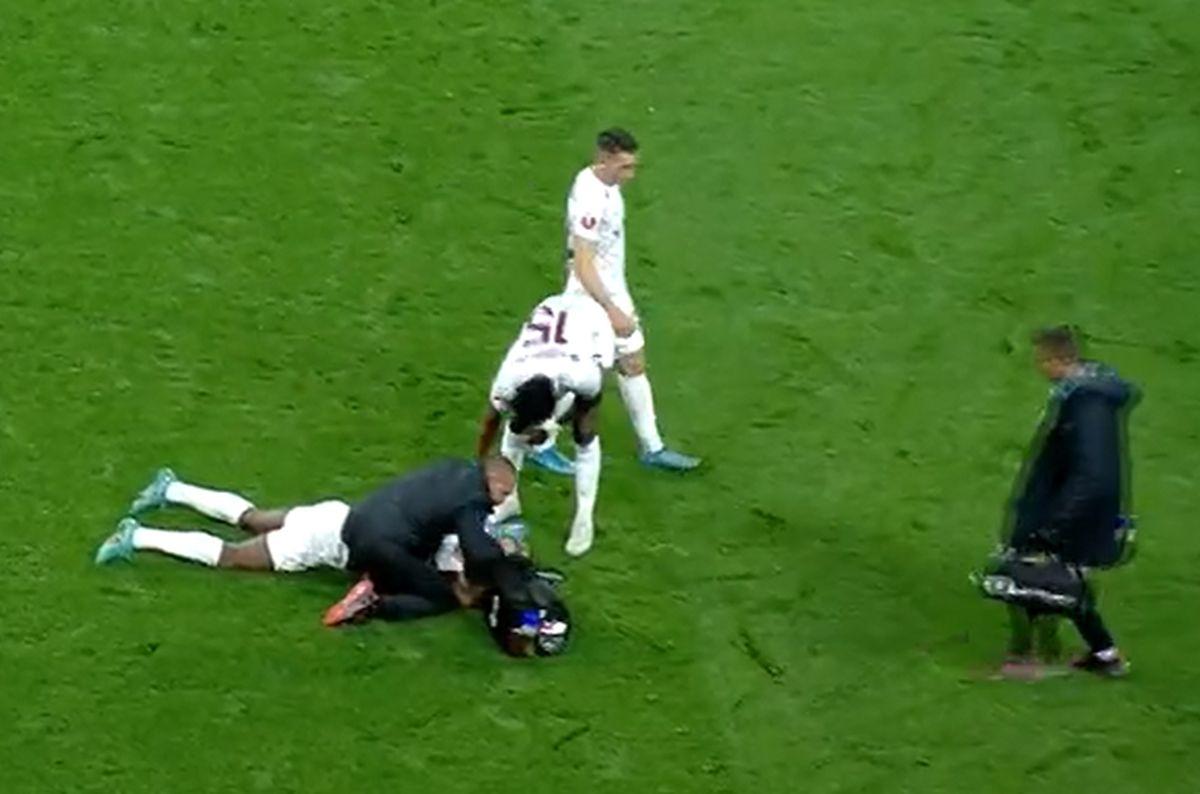 Accidentare Braun în FCSB - CFR Cluj / FOTO: Capturi TV @Digi Sport 1