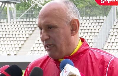 Florin Prunea s-a antrenat azi cu Generația de Aur pe Arcul de Triumf și le dă un sfat dinamoviștilor, înainte de baraj