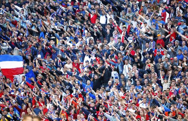 După 20 de ani » Imagini nepublicate de la ultima finală de Cupă jucată de Oțelul » Peste 1.500 de gălățeni au făcut show în Cotroceni