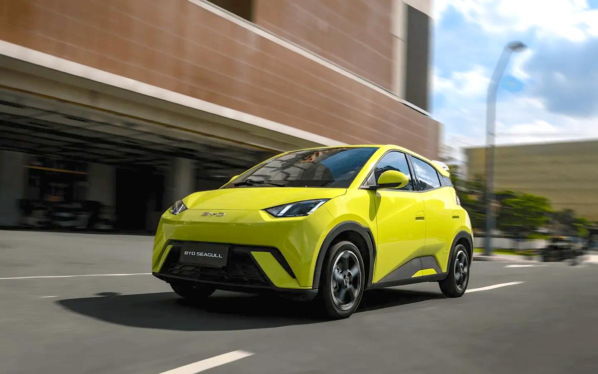 „Delfinul” intră pe piața din România! Cât costă „Mașina urbană a anului 2025” de la Salonul Auto din New York
