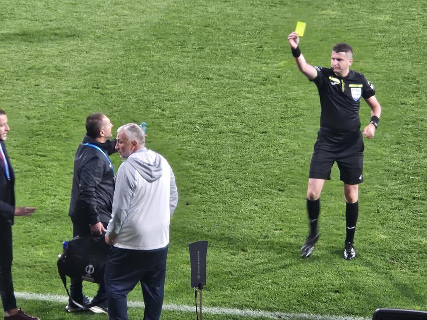 Dan Petrescu a văzut cartonașul galben și la finala Cupei