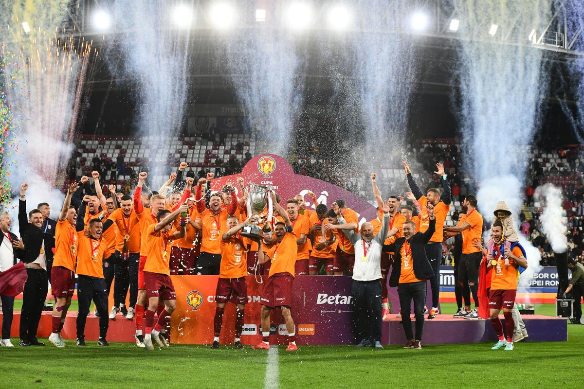 CFR Cluj merge în preliminariile Europa League » Ce traseu îi așteaptă pe elevii lui Dan Petrescu