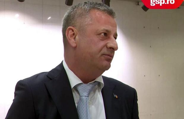 „În locul lui aș tăcea” » Ioan Varga și-a pierdut răbdarea cu Louis Munteanu: „E un simplu jucător!”